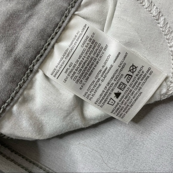 Denizen from Levi's Grey Low-Rise Jegging 28 - Picture 4 of 5